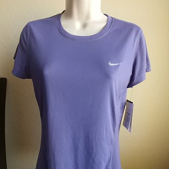 NEW women's Nike running tee. Small - Picture 1 of 7